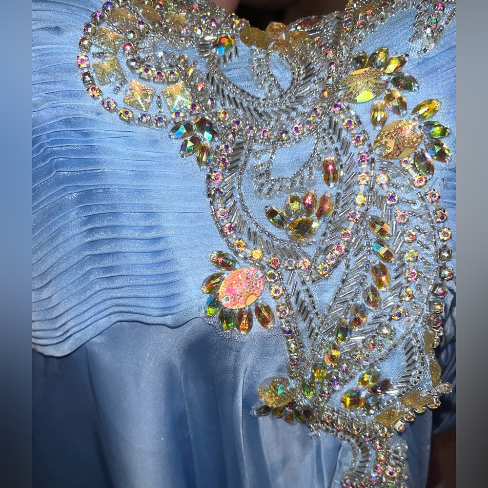 NWOT Rhinestoned Strapless Gown - Picture 5 of 5